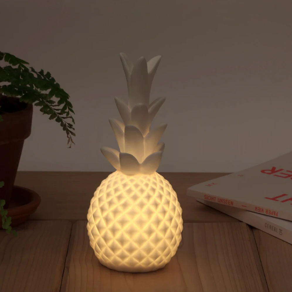Lampe Ananas Led - Kikkerland 2 Lampe Ananas Led - Kikkerland – Image 2