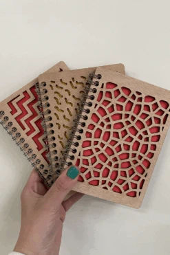 Carnet A5 Personnalisé - Couverture Bois - Découpe Laser -Décorer Les Cadeaux 4593fe 1b654616fb894c09959e414ea16e531emv2