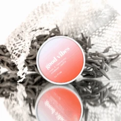 Bougies TO:FROM 27 Bougies TO:FROM -Décorer Les Cadeaux 4593fe 1c8083ca3a1f45589bdff88dbfd5ecc9mv2