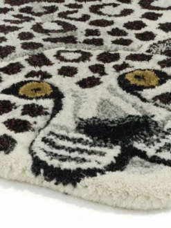 Tapis Léopard Des Neiges - Doing Goods -Décorer Les Cadeaux 4593fe 869d32def7ca4fd39ae92b1a3d76a9a6mv2