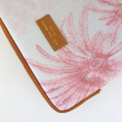 Pochette Ordinateur Forêt - All The Ways To Say 8 Pochette Ordinateur Forêt - All The Ways To Say -Décorer Les Cadeaux 4593fe 97a0c390f57b4a7bb64c6cf47707e996mv2