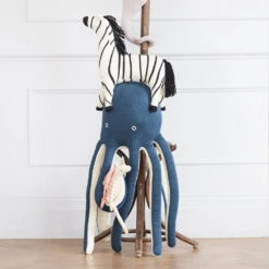 Peluche XXL Poulpe Géant - Meri Meri -Décorer Les Cadeaux 4593fe bba0b06933274de3a61d5bbce478e813mv2