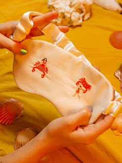 Masques De Voyage - Lundi Au Soleil -Décorer Les Cadeaux 4593fe f0564558d7c54cc385662ef7e89f6de6mv2